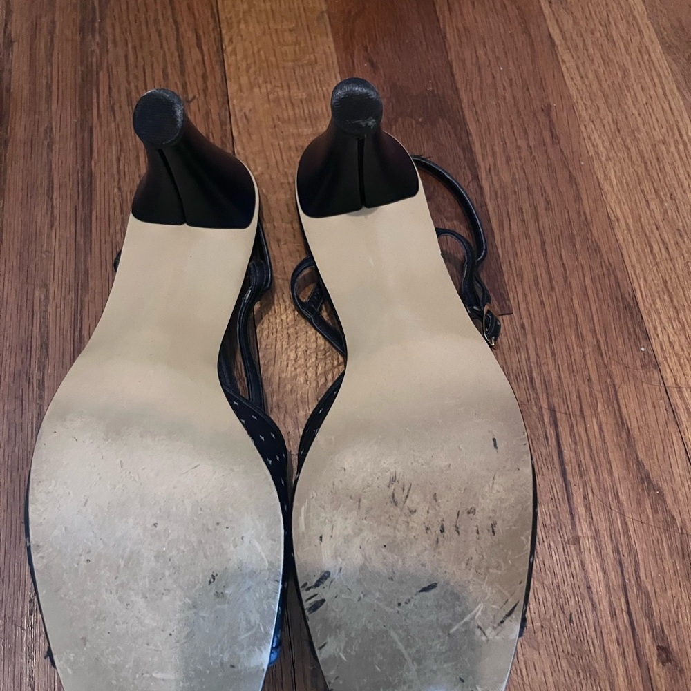 Vintage Amalfi Women’s Shoes (price per each pair) - Picture 5 of 15